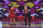 Sophie Choudry at the grand finale of Jhalak Dikhhla Jaa in Filmistan, Mumbai on 18th Sept 2014